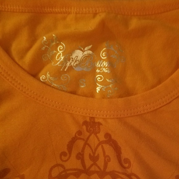 APPLE BOTTOMS  T-SHIRT - Picture 3 of 4